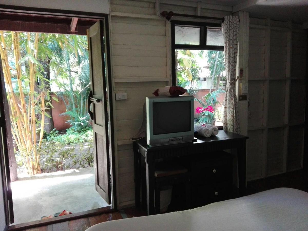 Smile House Guesthouse 치앙마이 외부 사진