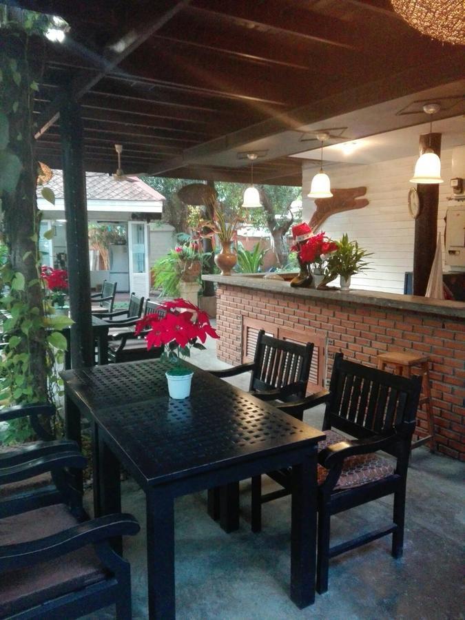 Smile House Guesthouse 치앙마이 외부 사진